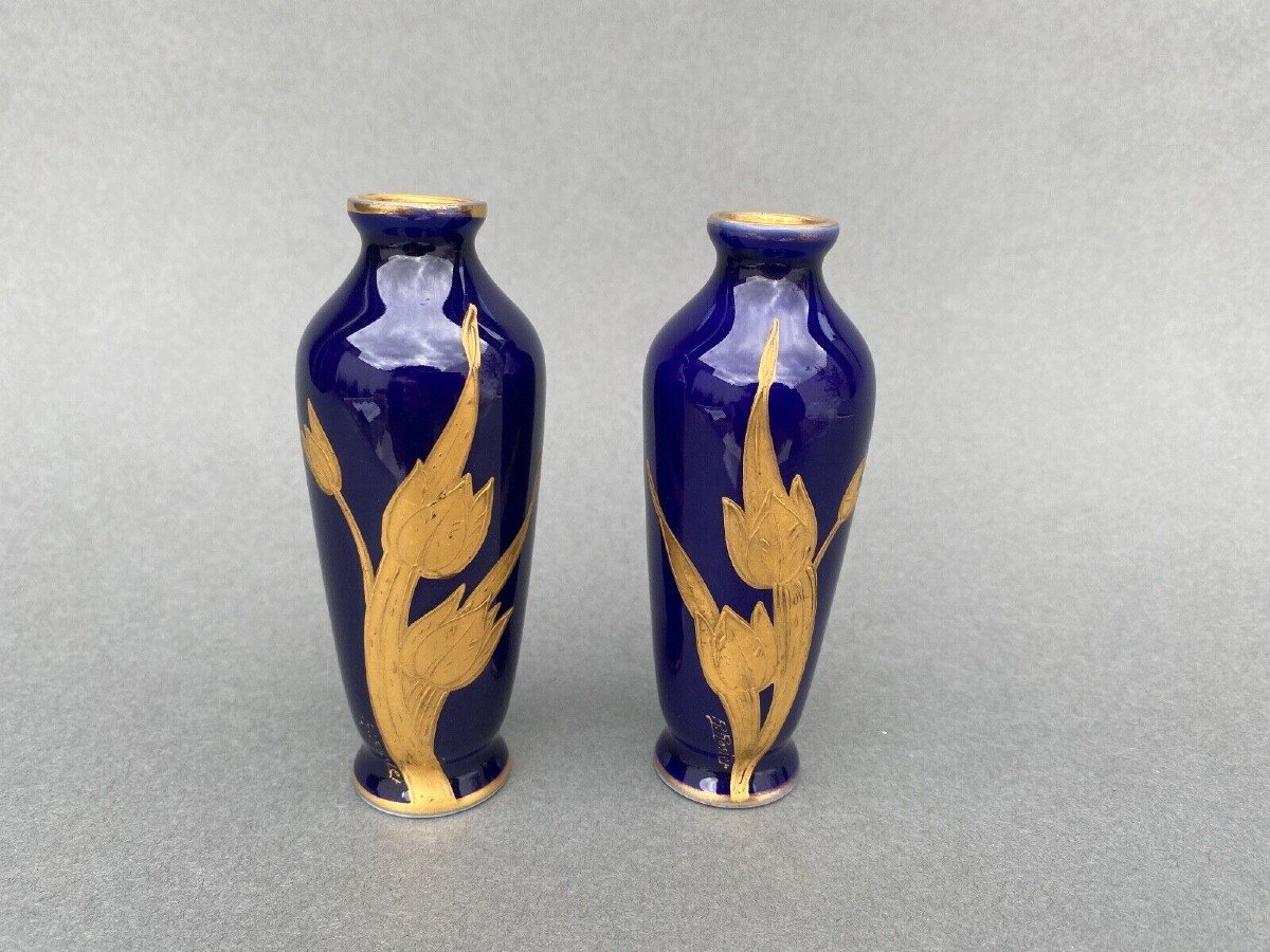 Pair Of 1900 Limoges Vases With Blue Background And Gold Highlights, R. Rosier Decorations-photo-2