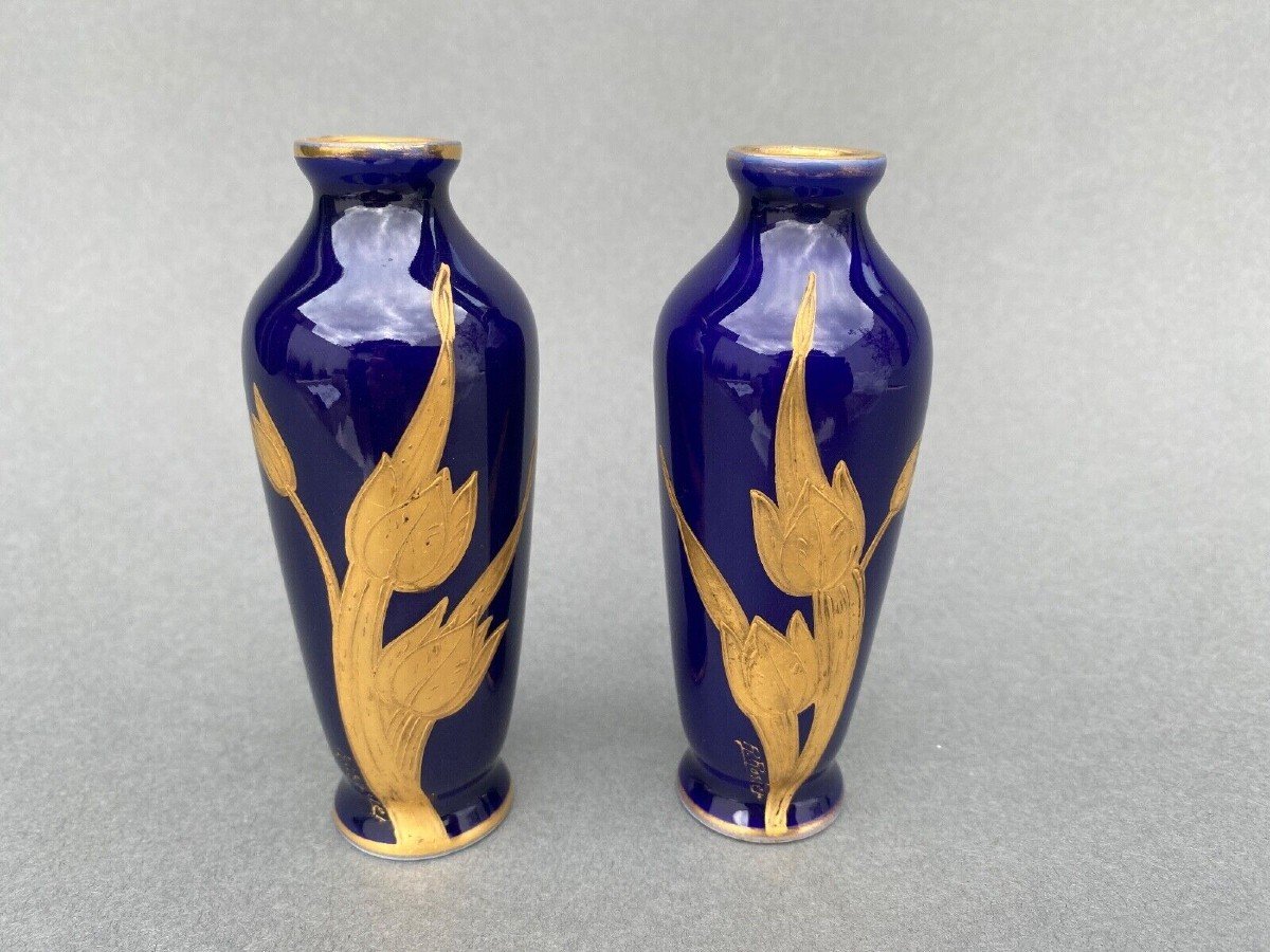 Paire de vases 1900 Limoges fond bleu et rehaut doré décors R. Rosier-photo-3