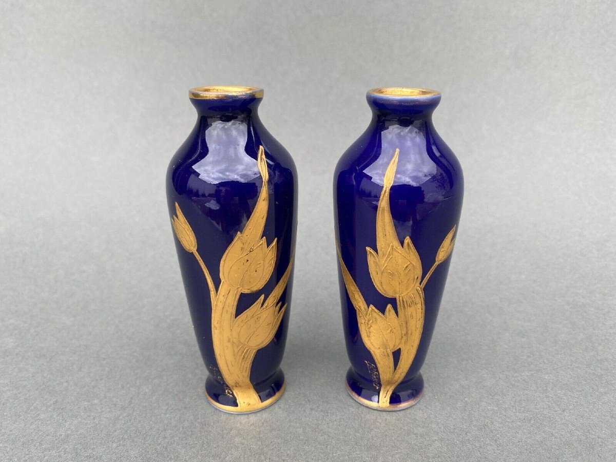 Paire de vases 1900 Limoges fond bleu et rehaut doré décors R. Rosier-photo-2