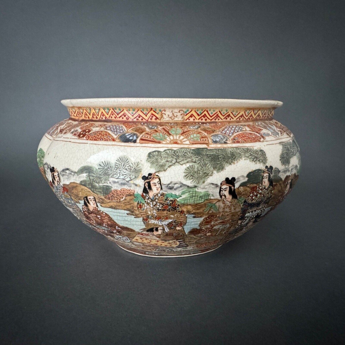 Satsuma Flowerpot With Red Signature Warrior Decoration, Early 20th Century-photo-3