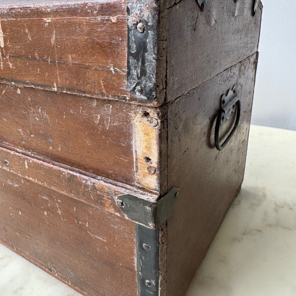 19th Century Wooden Doll Trunk With Metal Closure Storage-photo-5