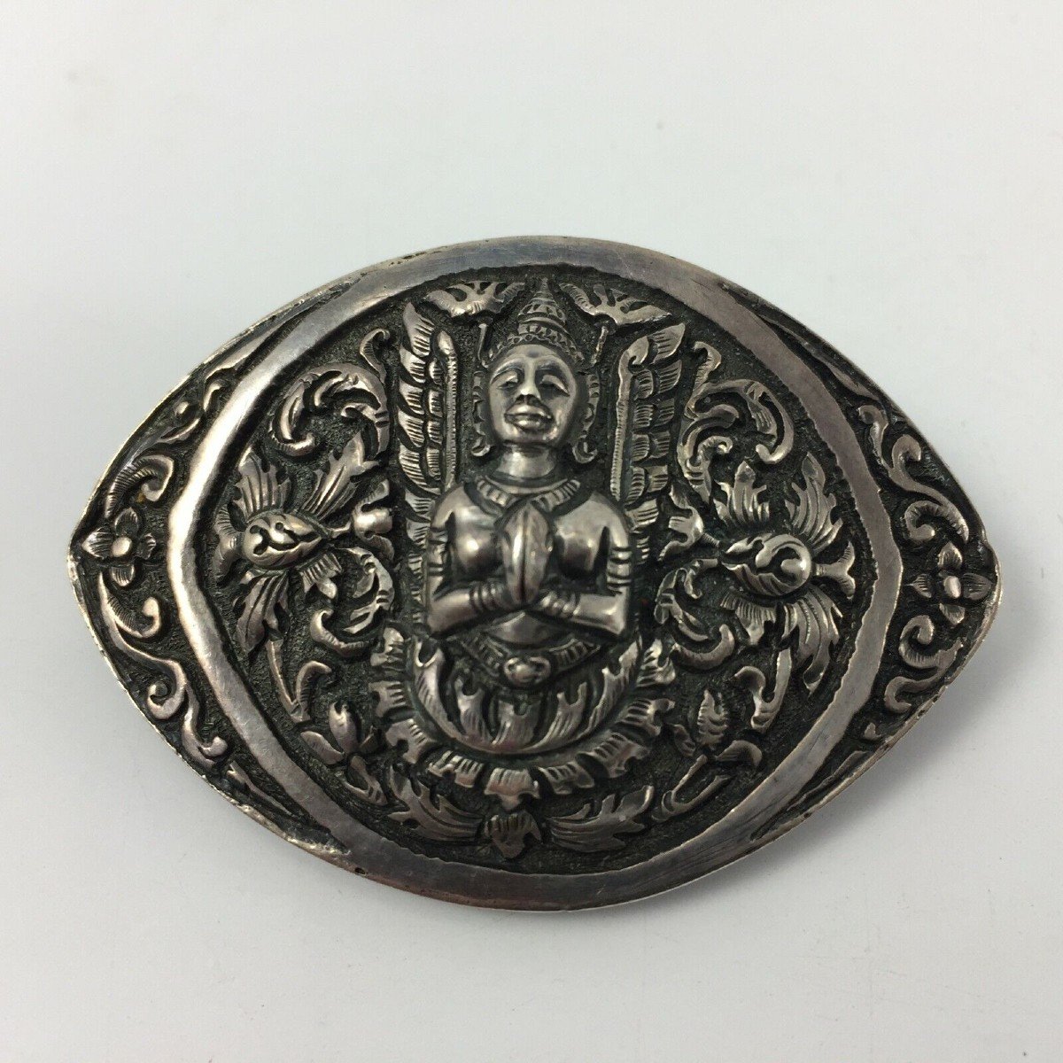 Brooch Decorated With Buddha India In Silver 24 Grams Beautiful Old Workmanship 