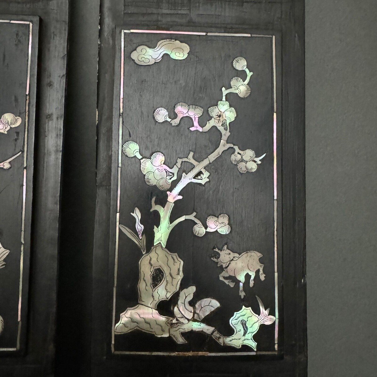 Pair Of Chinese Panels In Blackened Wood Inlaid With Mother-of-pearl-photo-5