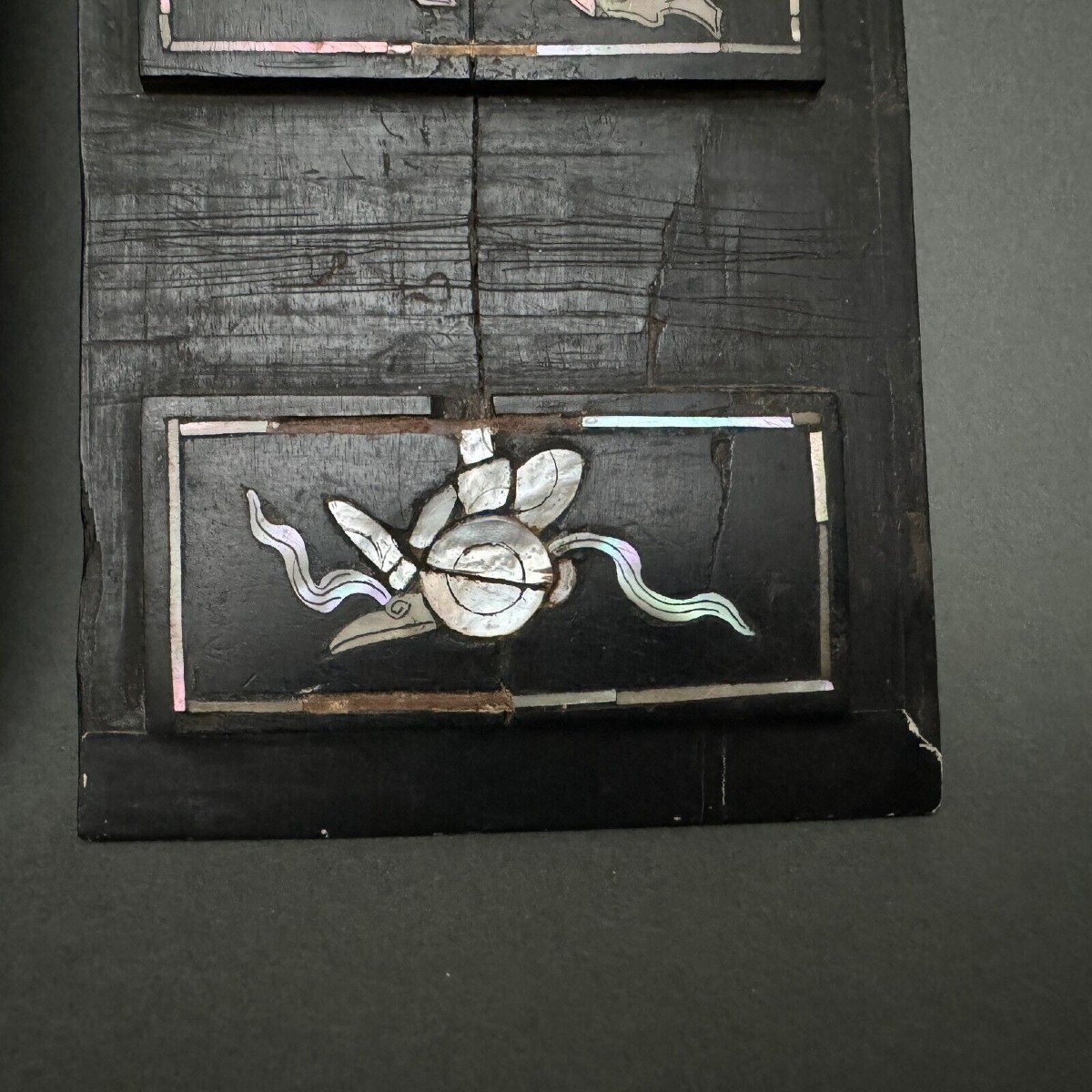 Pair Of Chinese Panels In Blackened Wood Inlaid With Mother-of-pearl-photo-6