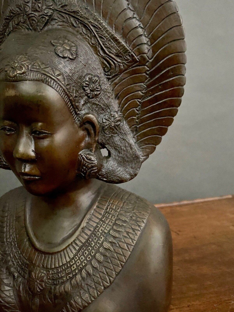 Bust Of Balinese Indochinese Dancer Crowned Peacock Wheel Bronze-photo-8