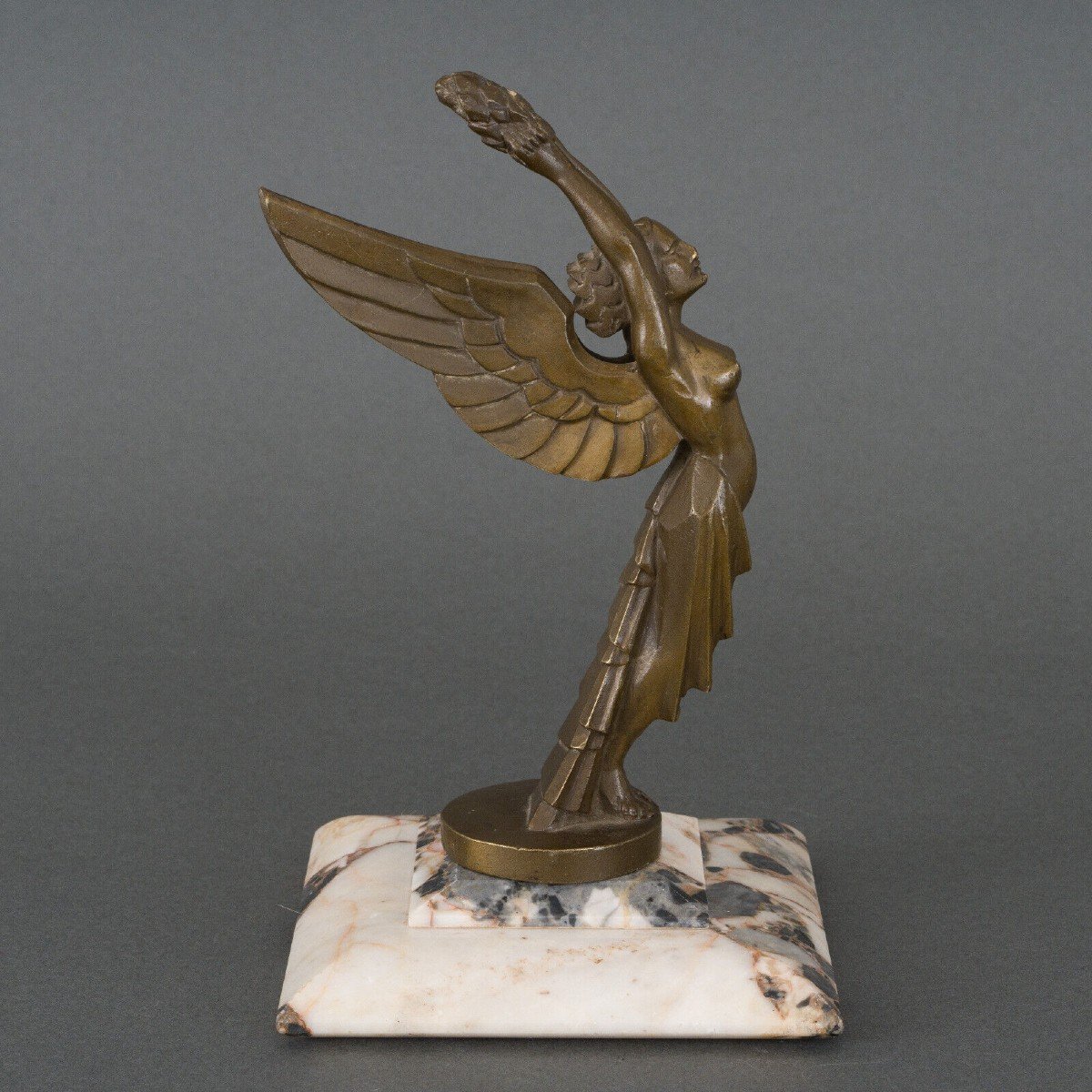 Mascotte La Gloire By H. Molins 1930 Bronze With Brown Patina Marble Base-photo-3