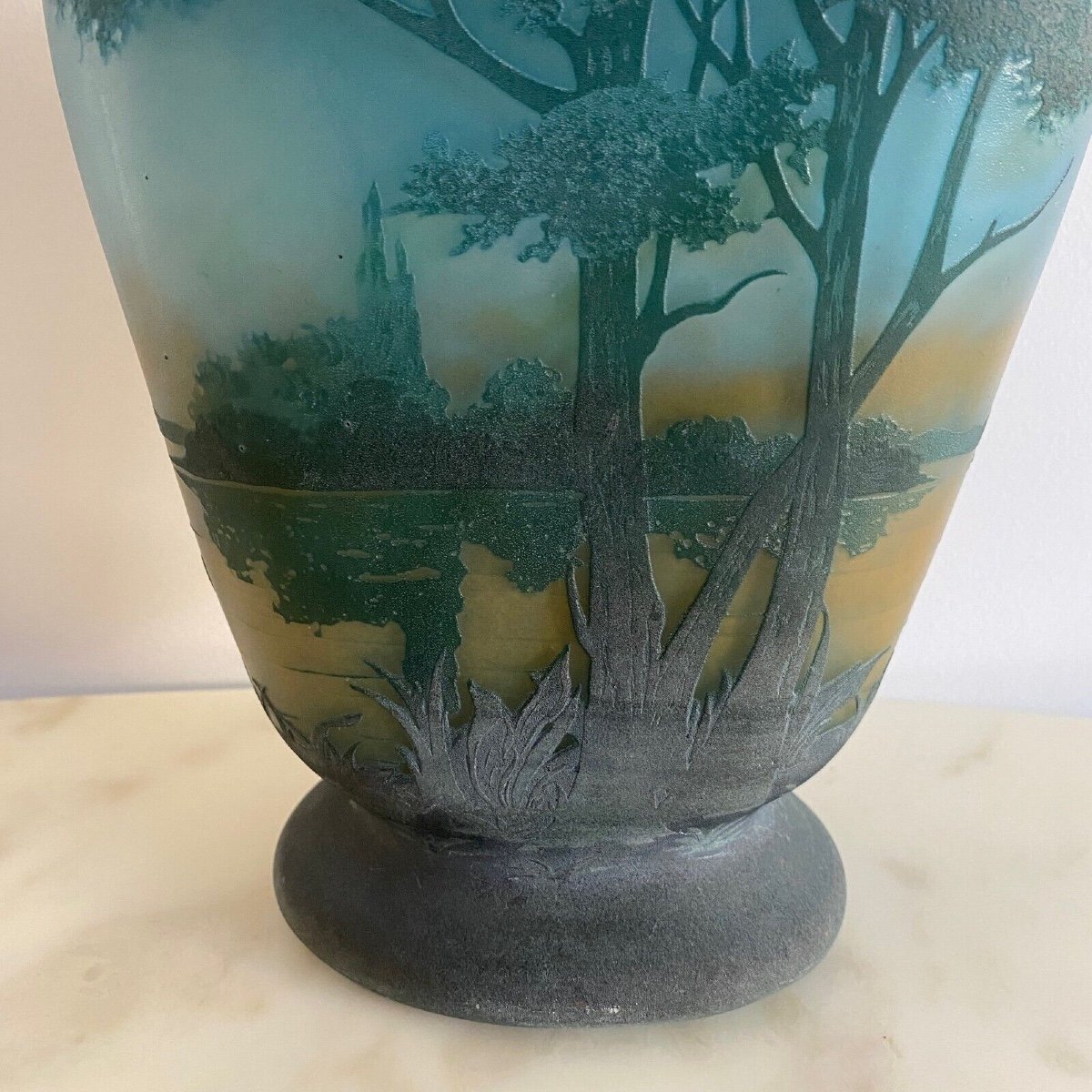 Daum Nancy Shower Pedestal Vase With Flattened Belly And Lake Decor-photo-4