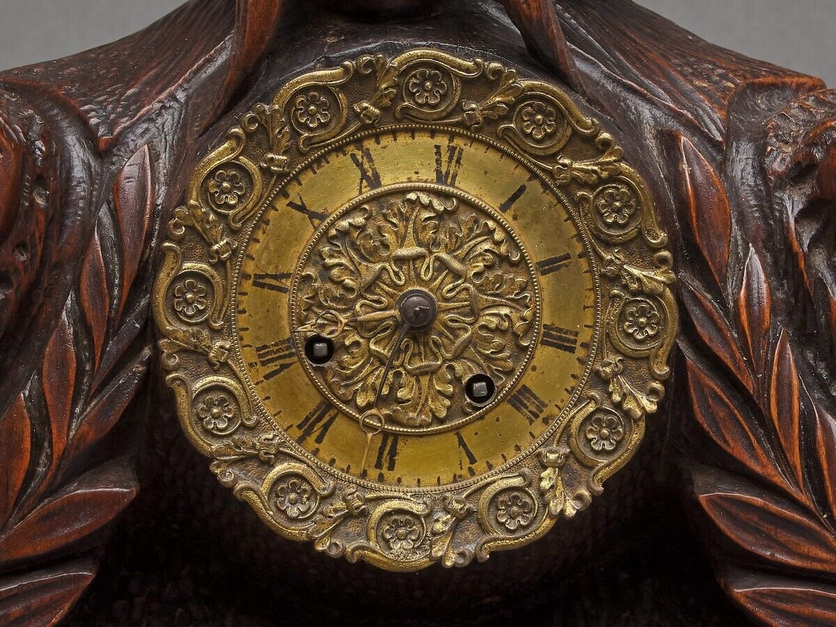 Richly Ornamented Carved Wooden Clock 19th Century Chinese Sage-photo-2