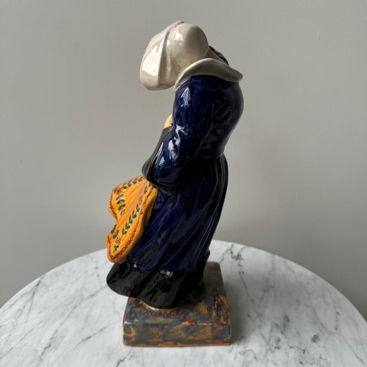 20th Century Earthenware Subject By Yvon Roy Representing A Breton Woman-photo-2