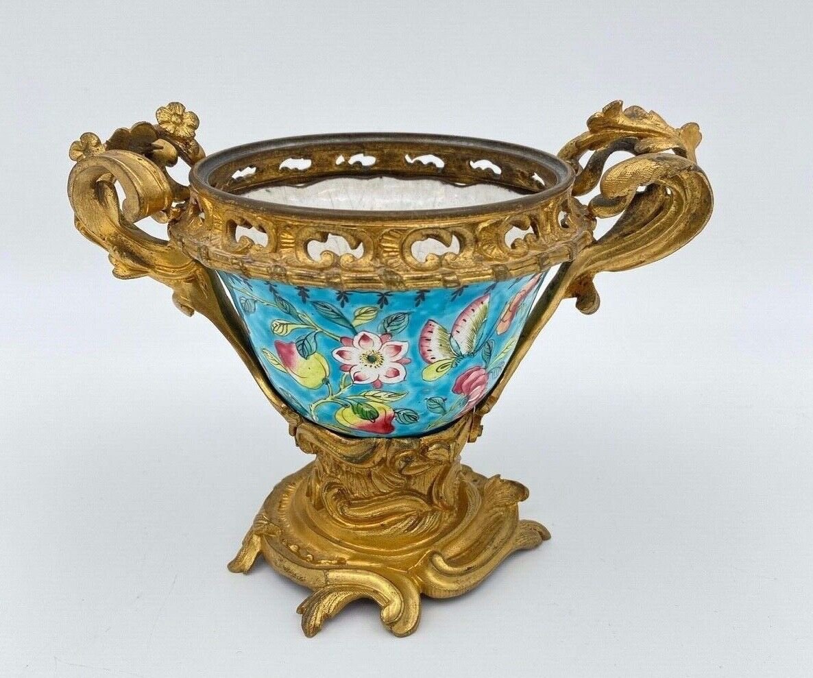 Coupe en émail Chine XIXe montée bronze doré Louis XV