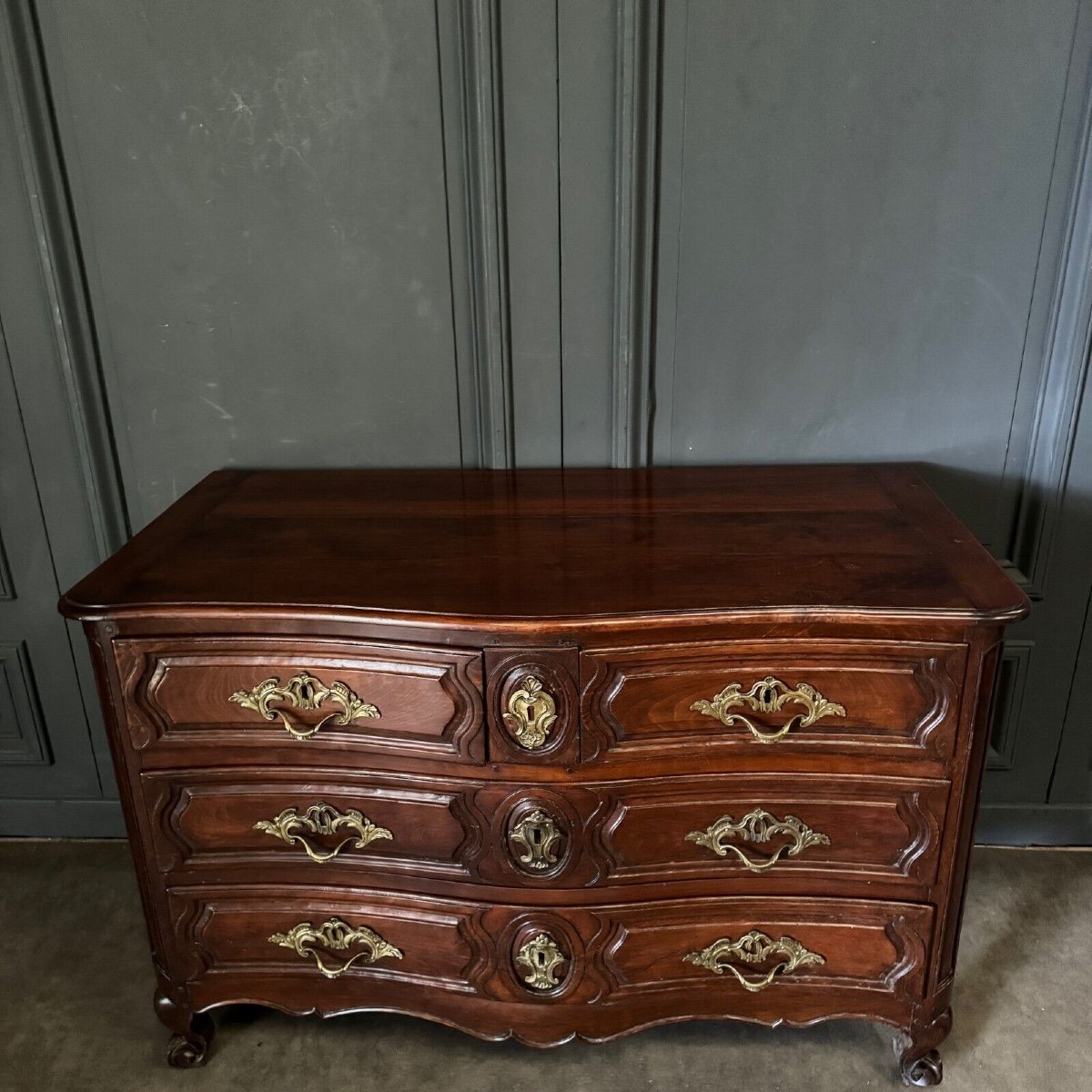 18th Century Nantes Port Chest Of Drawers In Cuban Mahogany With Periwinkle Feet-photo-2