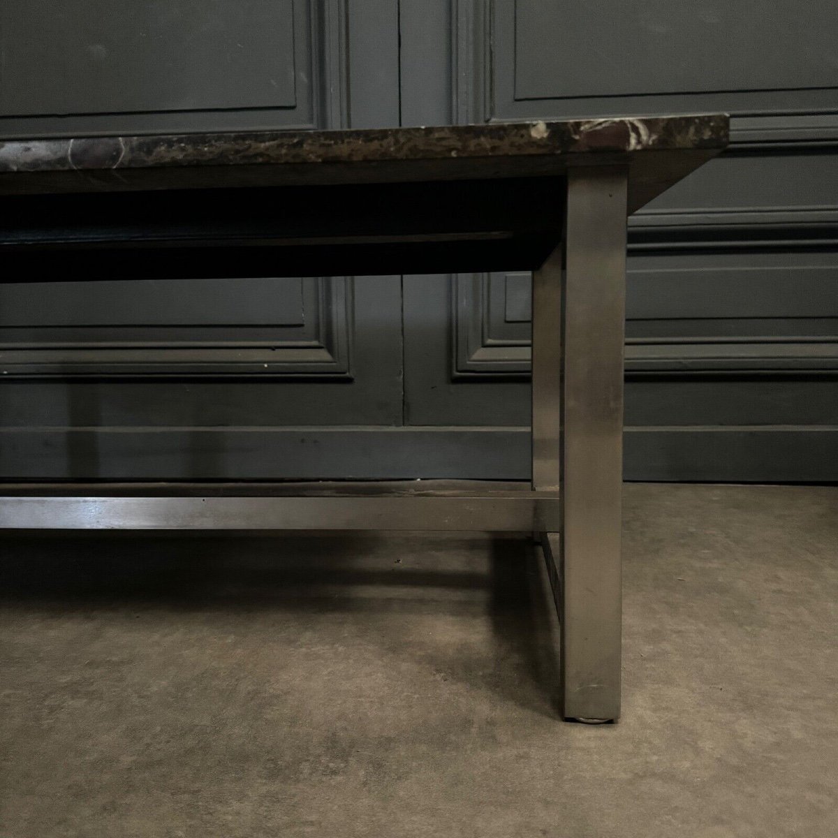 1970 Coffee Table With Fossilized Stone Top On A Chrome Base-photo-4