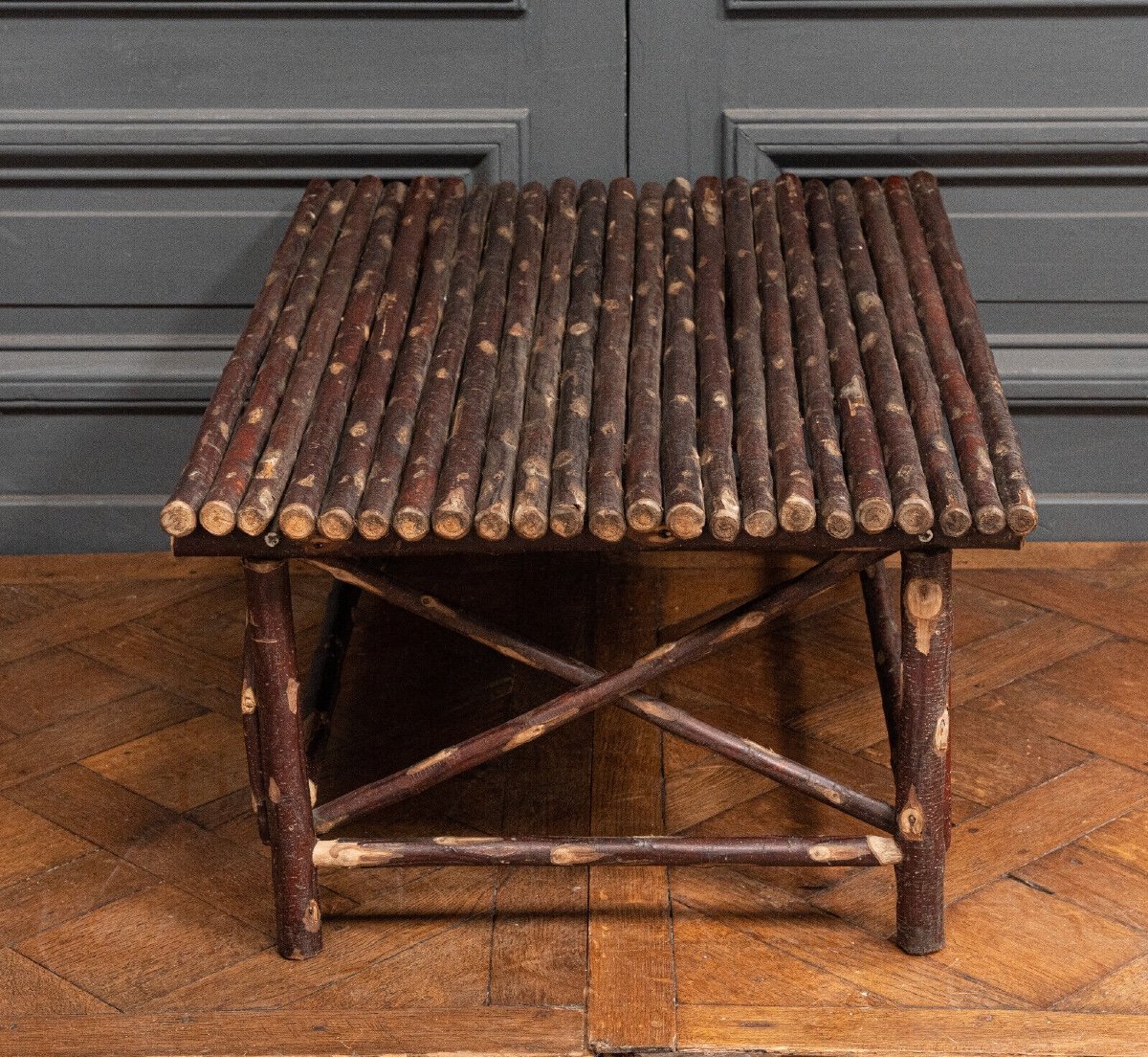 Christian Liaigre Coffee Table In Brutalist Chestnut Logs 1980-photo-3