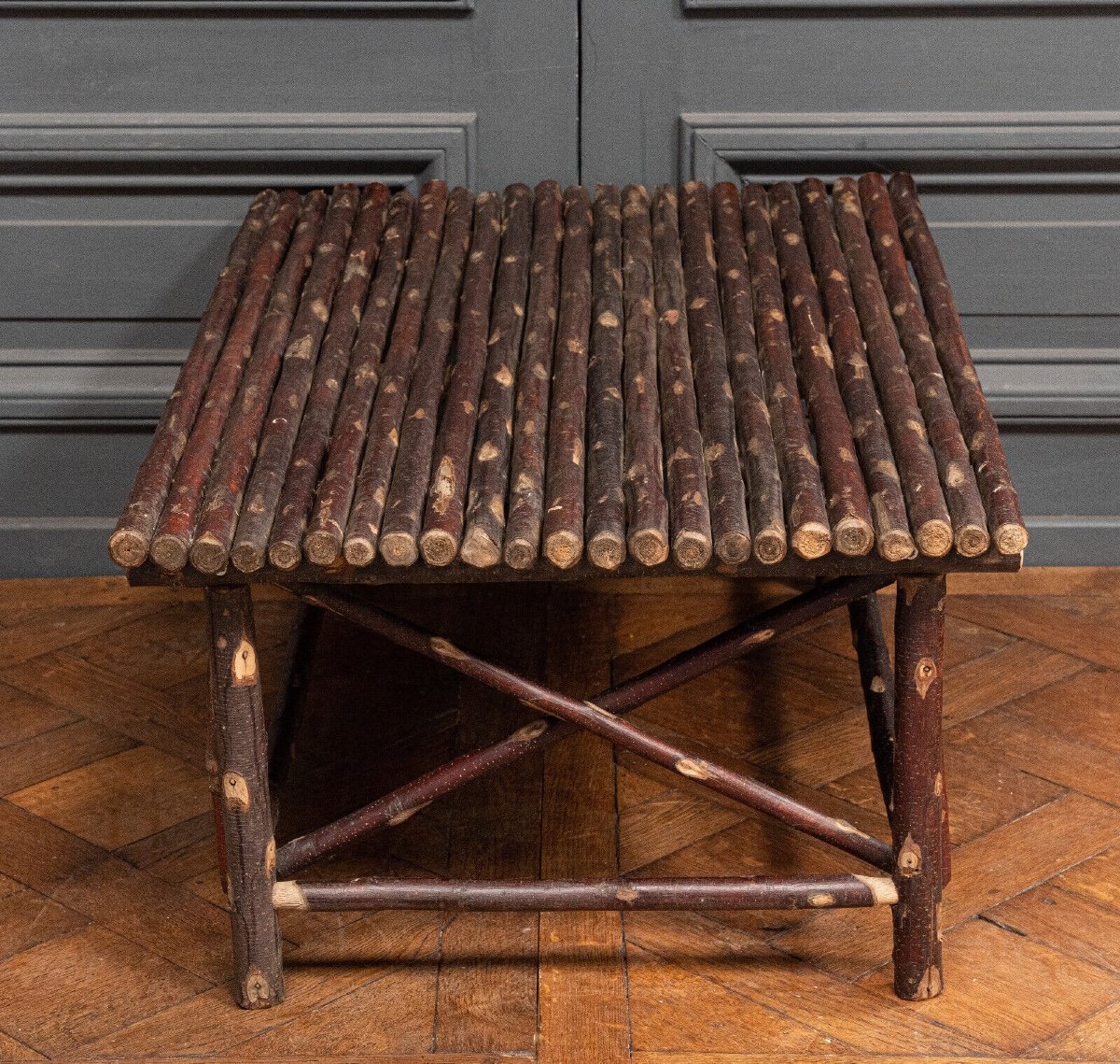 Christian Liaigre Coffee Table In Brutalist Chestnut Logs 1980-photo-3