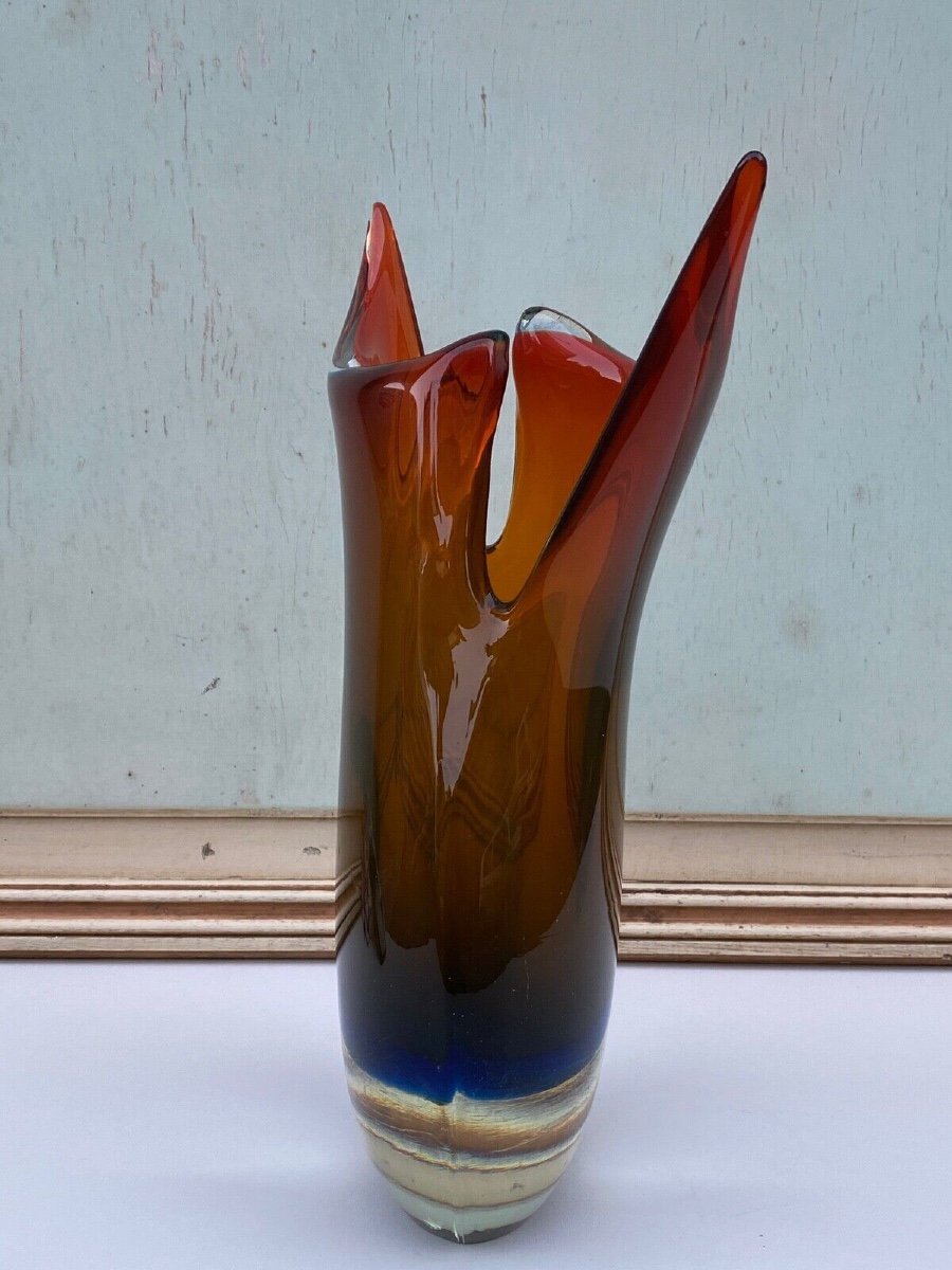 Vase Murano années 60 forme libre fond rouge et bleu 6 kilos-photo-3