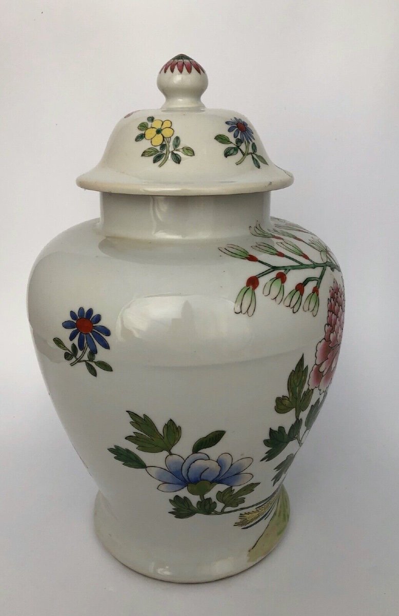 China Indochina 19th Century Porcelain Pot With Peony Decoration And Pair Of Birds-photo-4