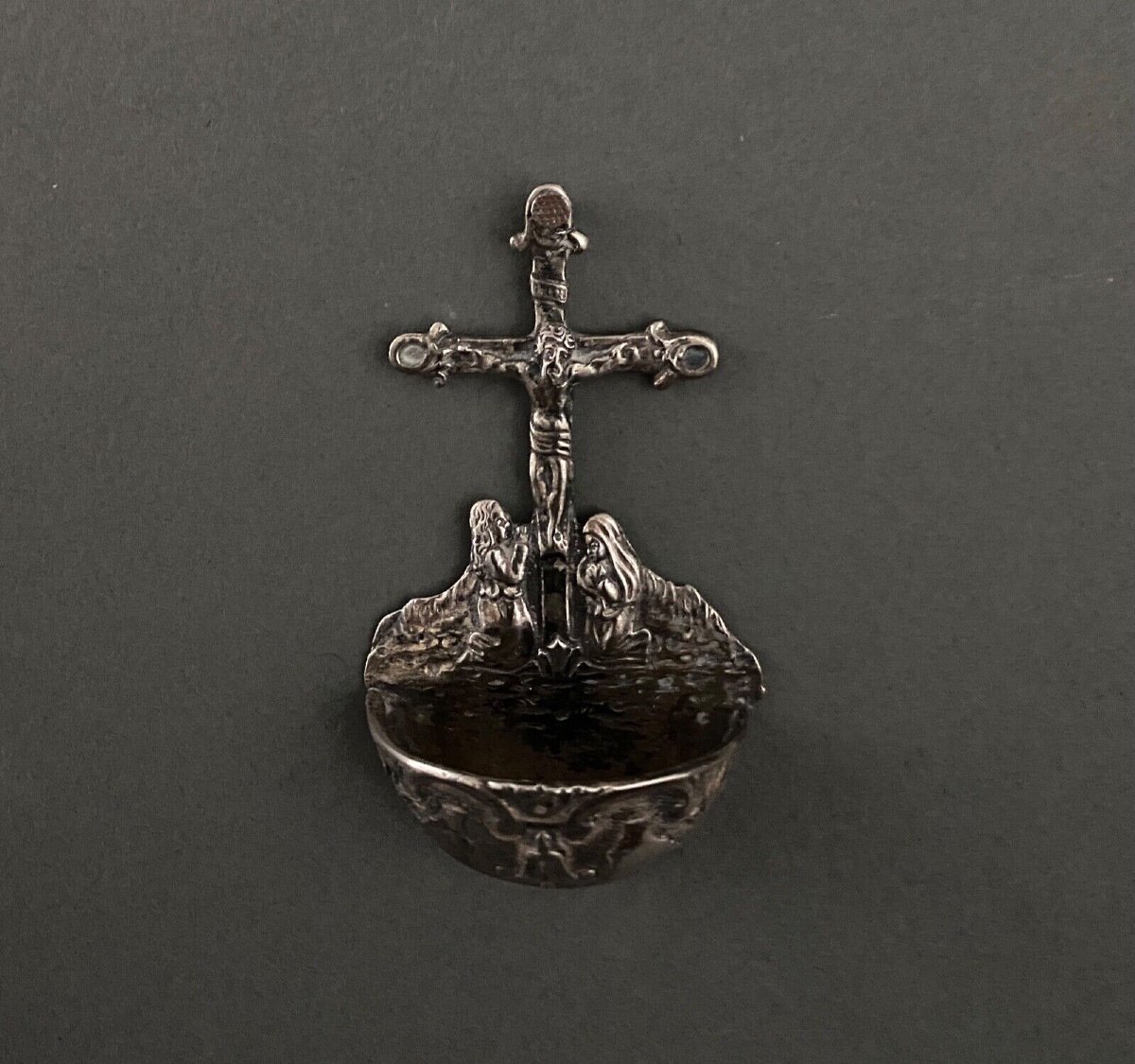 18th Century Silver Holy Water Font With Calvary Decoration-photo-2