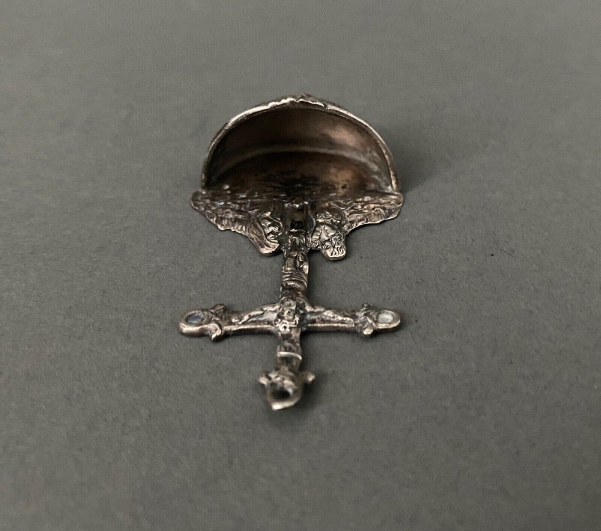 18th Century Silver Holy Water Font With Calvary Decoration-photo-6