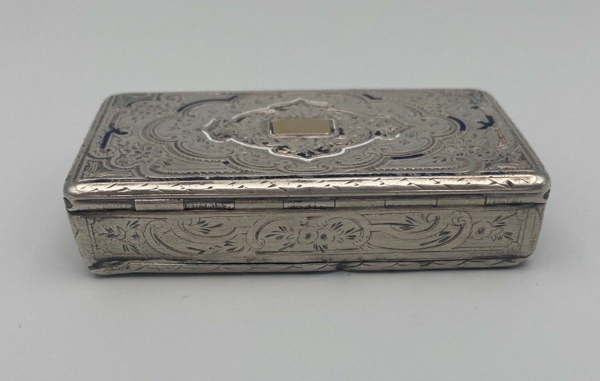 Early 19th Century Silver And Gold Snuffbox Richly Decorated With Engravings-photo-1