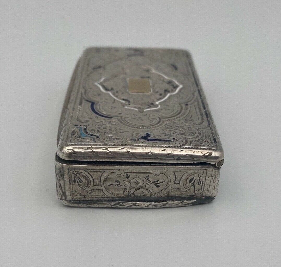 Early 19th Century Silver And Gold Snuffbox Richly Decorated With Engravings-photo-2