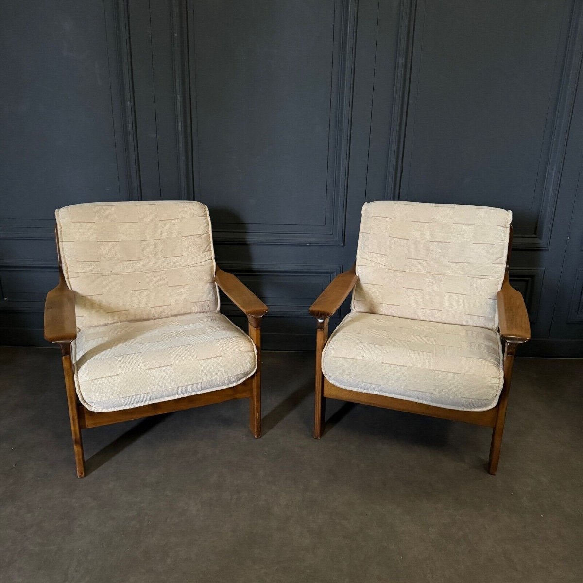 Paire de fauteuils 1980 en bois cintré assise en tissu crème-photo-2