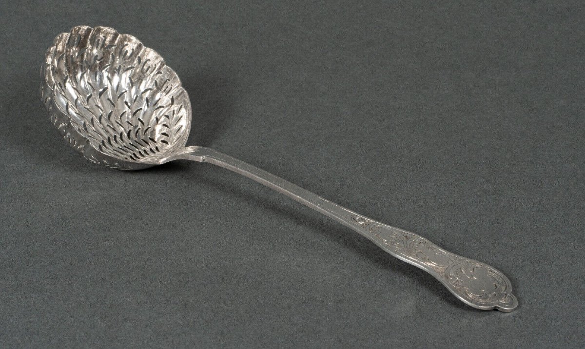 Sprinkling Spoon Goldsmith Rn Silver 53 Grams Rich Louis XV Decoration-photo-8