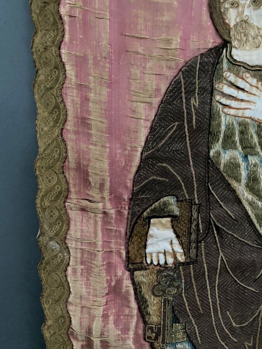 Tapestry Embroidery In Silk Thread Representing Saint Peter 17th Century-photo-1