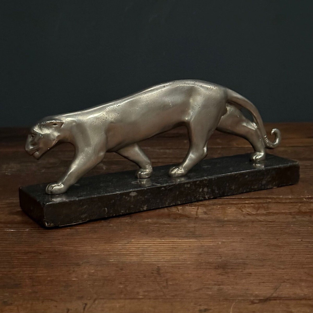 Art Deco Walking Panther In Silvered Bronze On Black Marble Base-photo-2