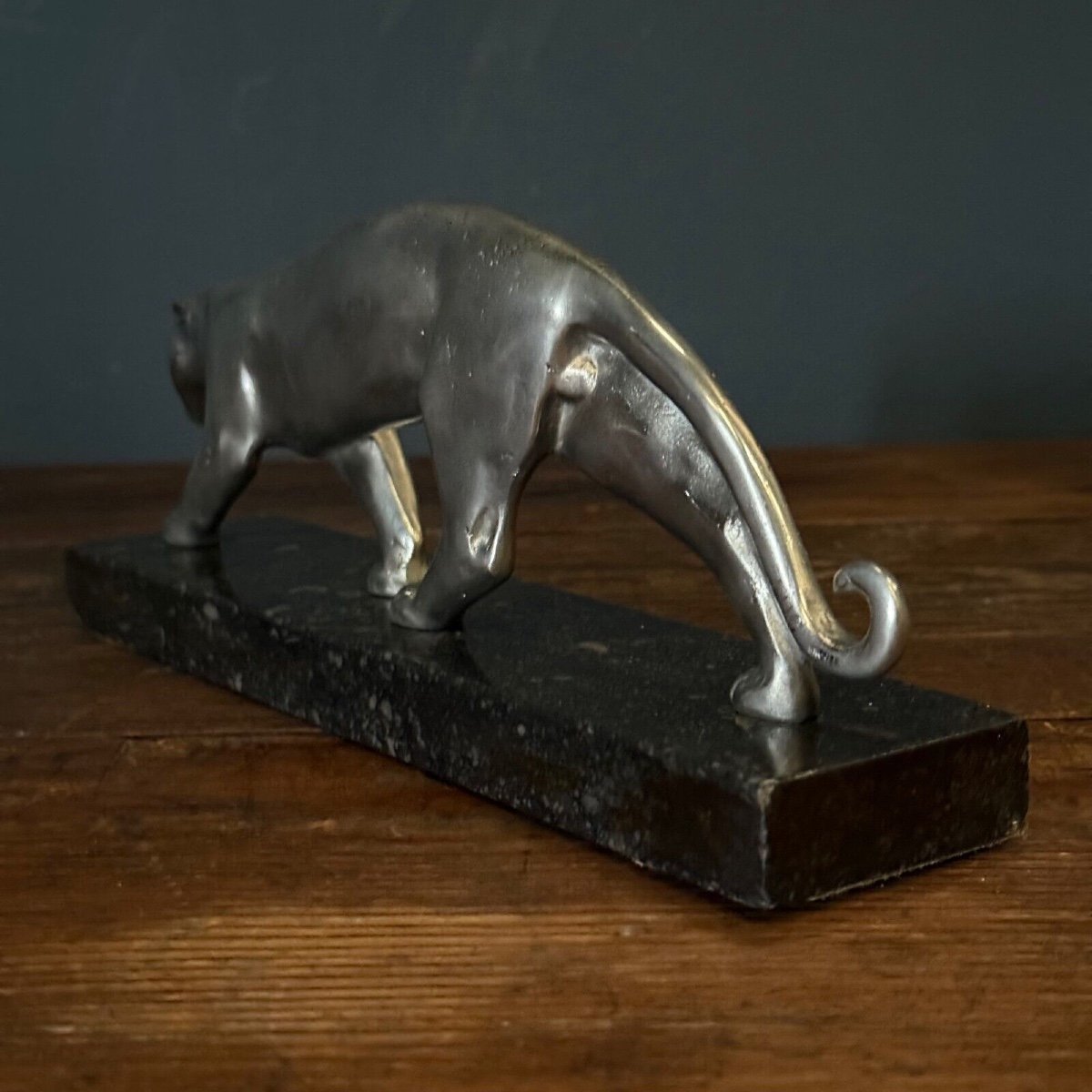 Art Deco Walking Panther In Silvered Bronze On Black Marble Base-photo-1