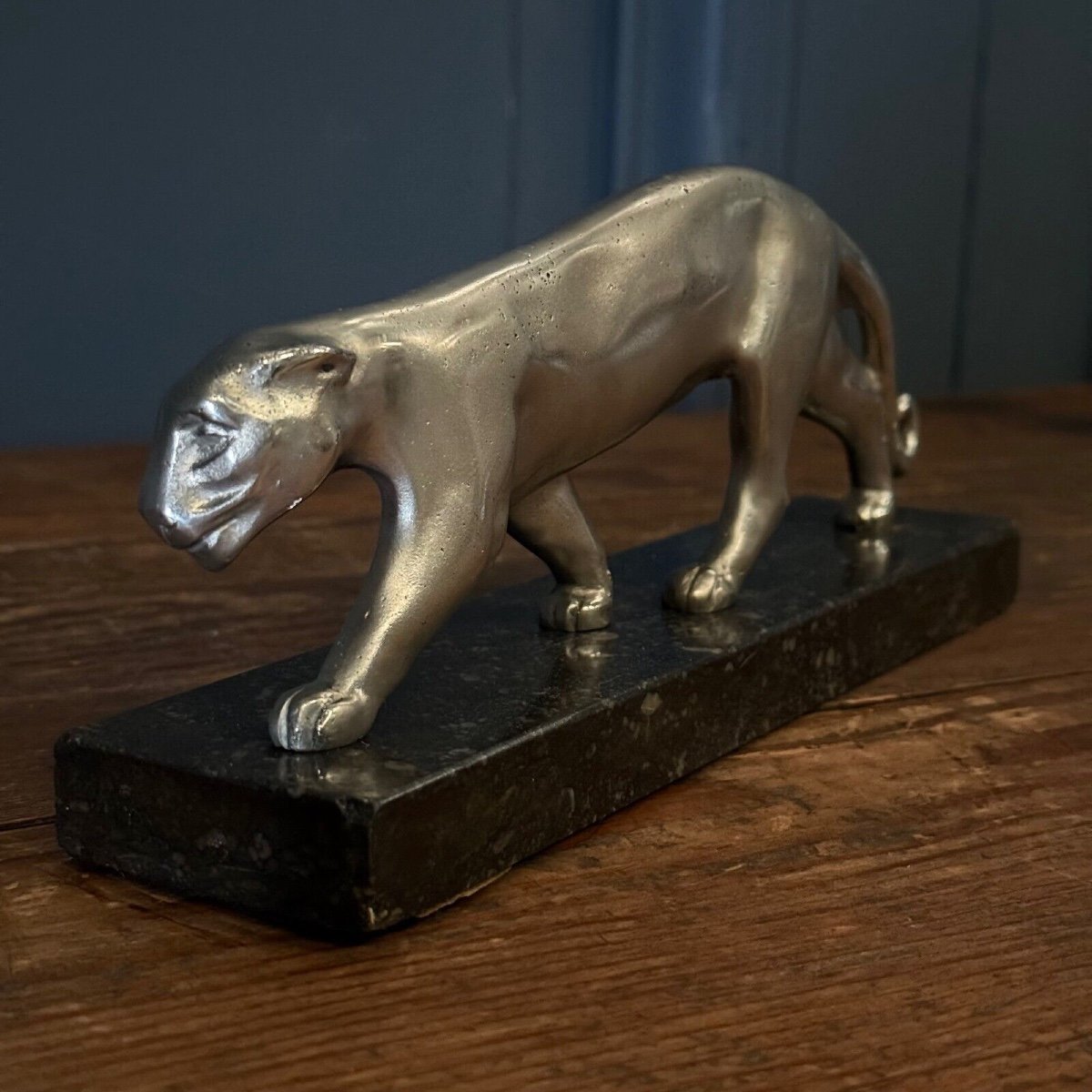 Art Deco Walking Panther In Silvered Bronze On Black Marble Base-photo-7