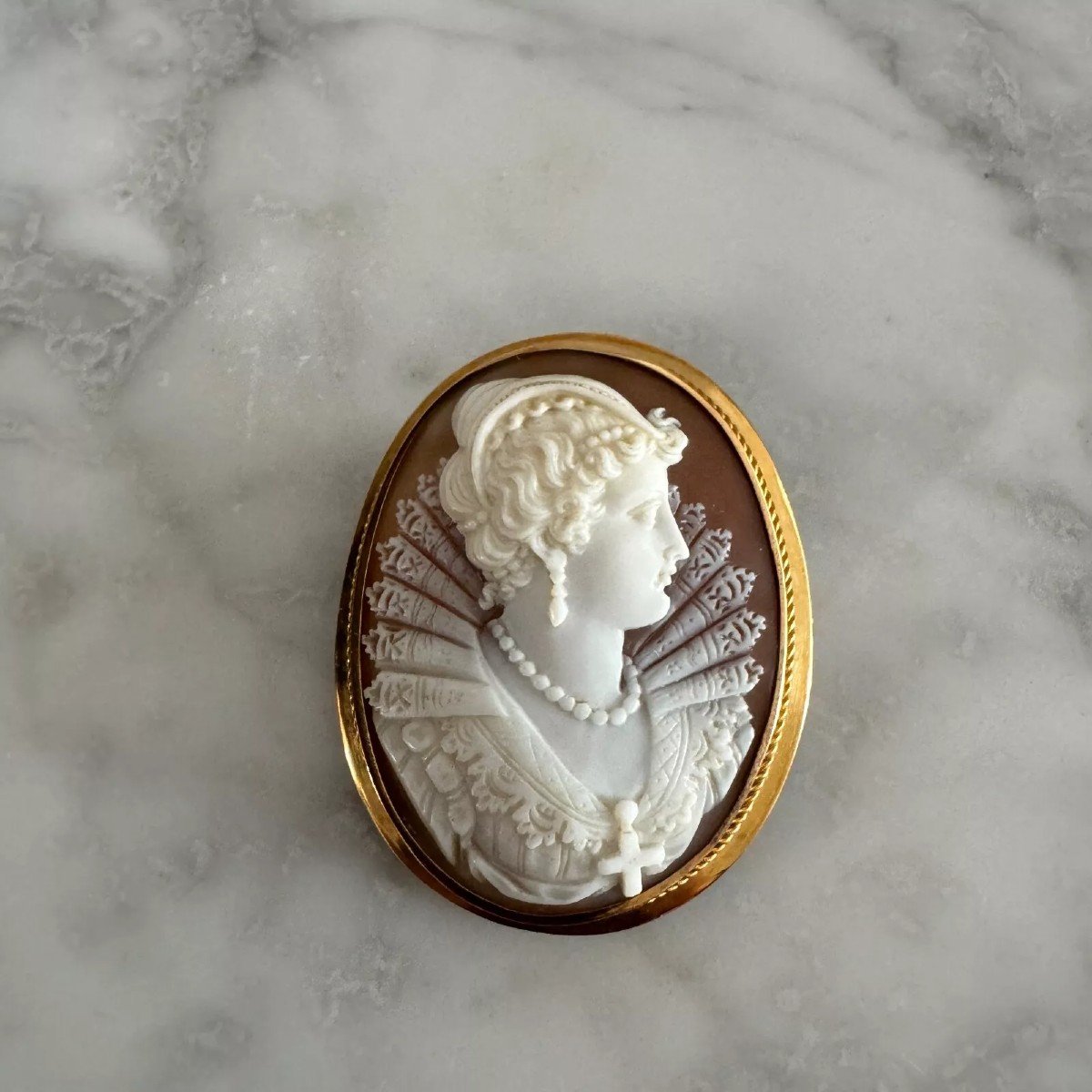 19th Century Cameo, Profile Of A Woman, Gold Mount-photo-2