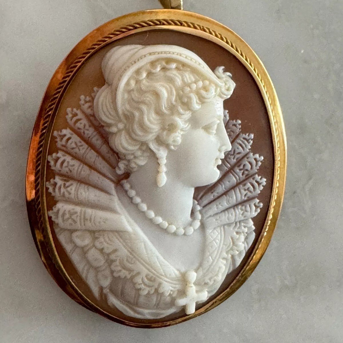 19th Century Cameo, Profile Of A Woman, Gold Mount-photo-4