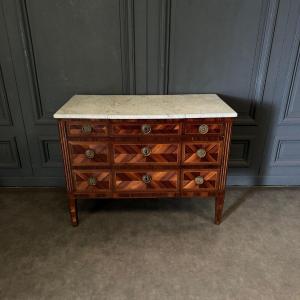 Louis XVI Period Chest Of Drawers In 18th Century Marquetry