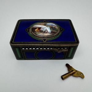 Karl Griesbaum Music Box Enamel Late 19th Century Singing Bird