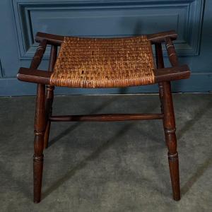 Tabouret en bois tourné et osier Oakwood XXe