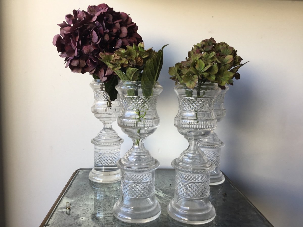 The Suite Of 4 Small Medici Shaped Vases-photo-2