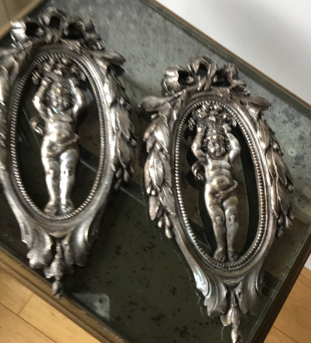 Putti Canephore The Pair Of Silver Bronzes-photo-4