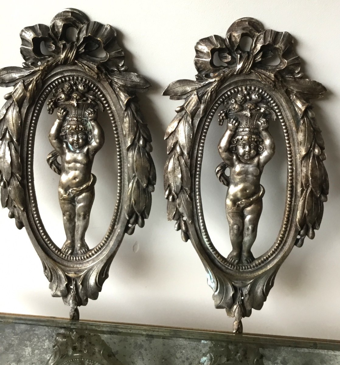 Putti Canephore The Pair Of Silver Bronzes