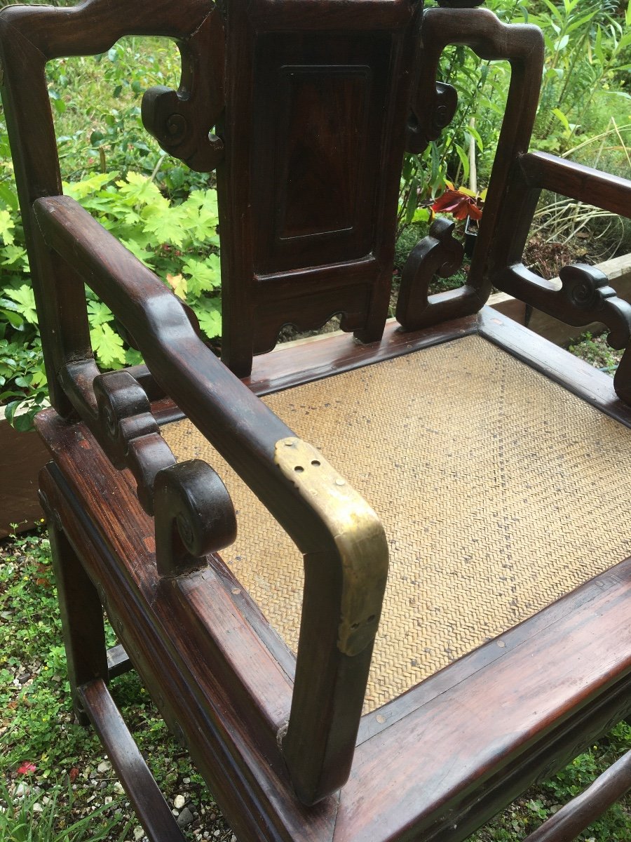 Large Chinese Armchair In Carved Exotic Wood-photo-1