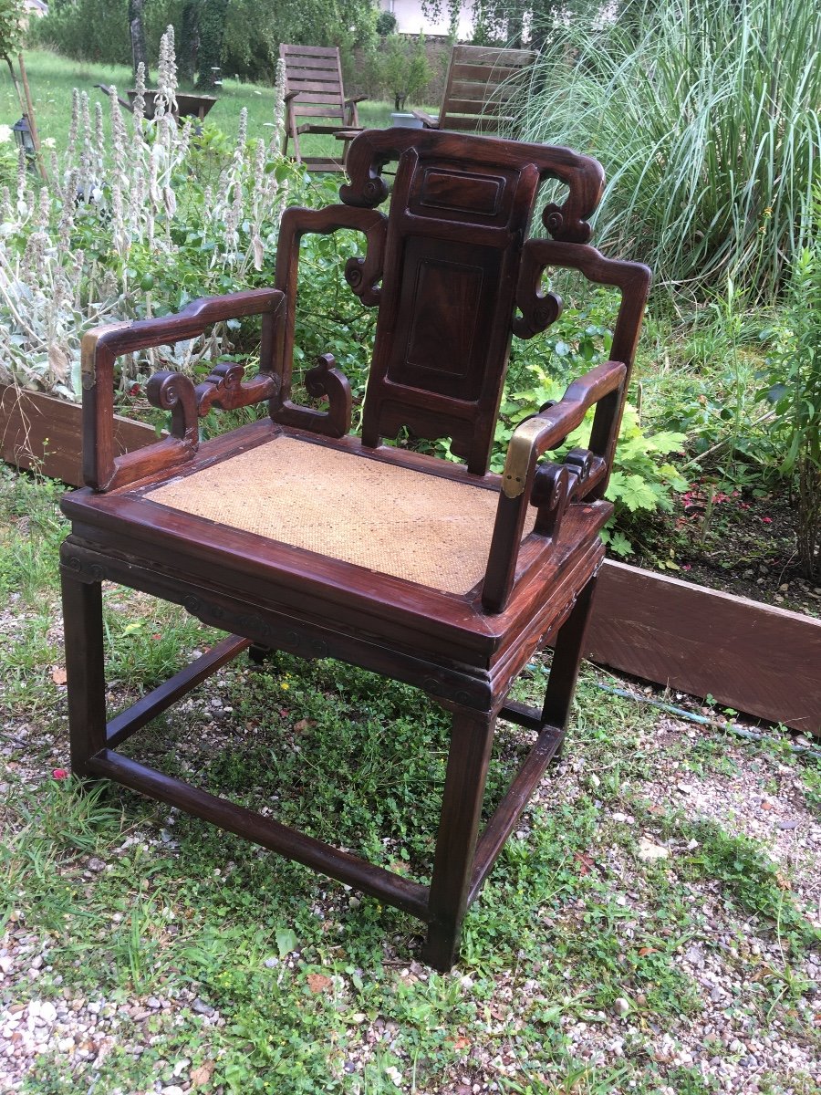 Large Chinese Armchair In Carved Exotic Wood-photo-5