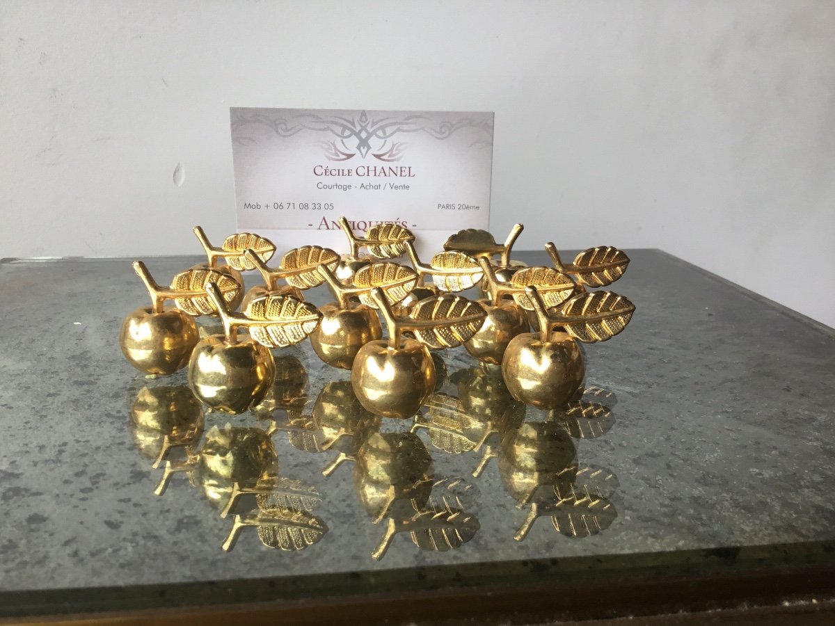 Golden Metal Apple Menu Holder-photo-5