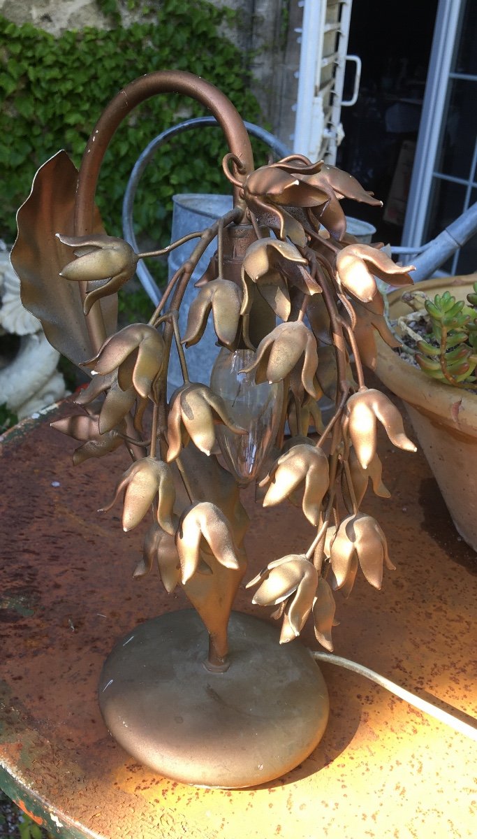 Wisteria Flower Bedside Lamp-photo-1