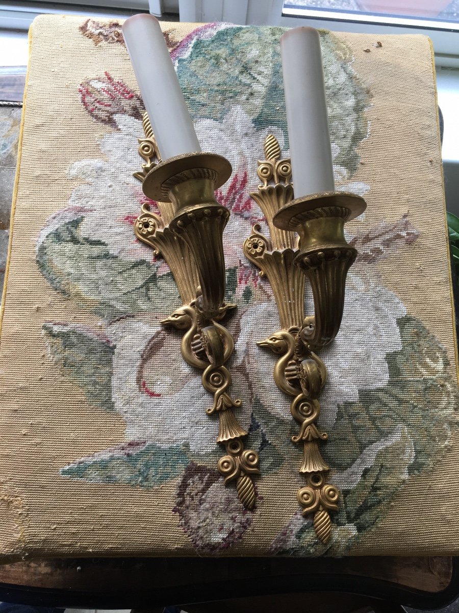 The Pair Of Swan Neck Sconces In Gilt Bronze-photo-1