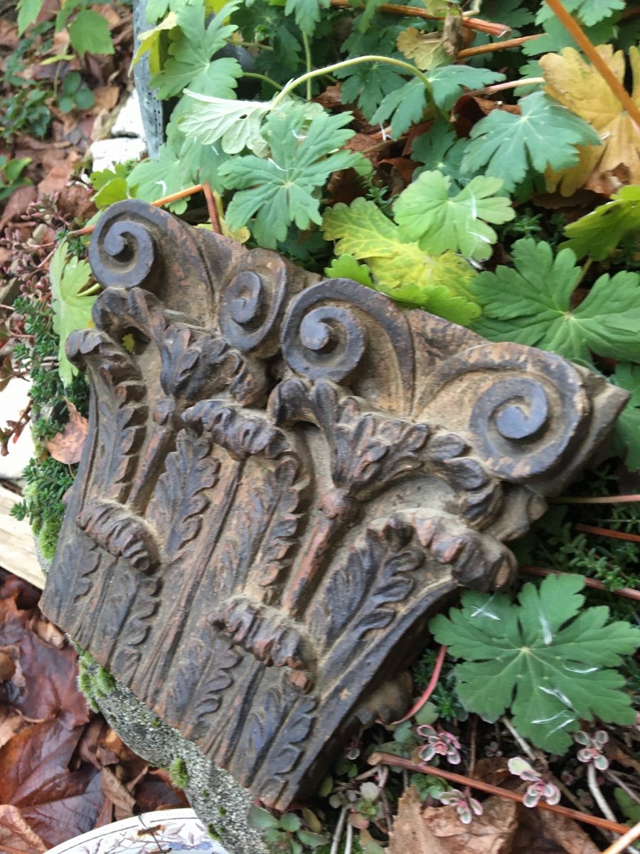 Small Carved Wooden Capital-photo-3