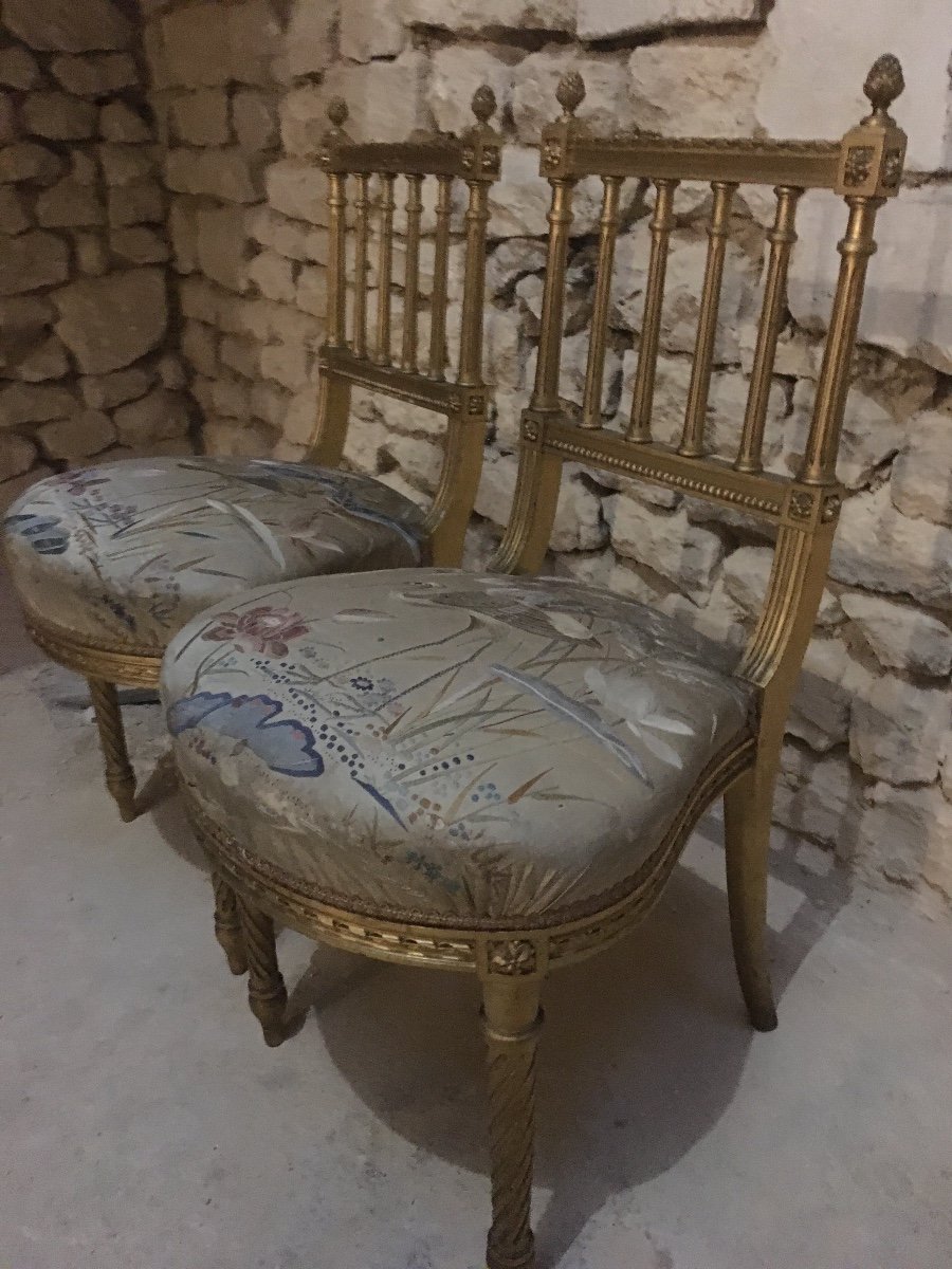 The Pair Of Golden Wood Chairs And Chinese Embroidery-photo-2