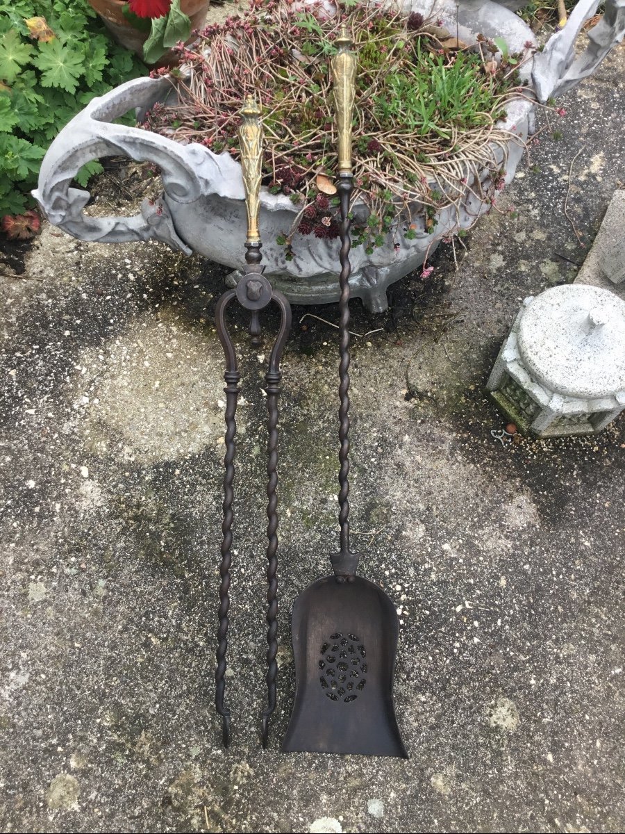 19th Century Iron And Brass Shovel And Tong Set-photo-2