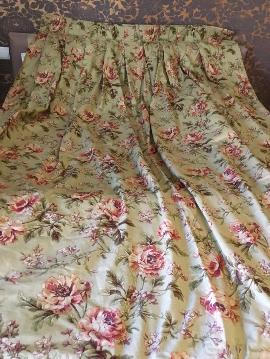 The Pair Of Floral Cotton And Linen Curtains -photo-8