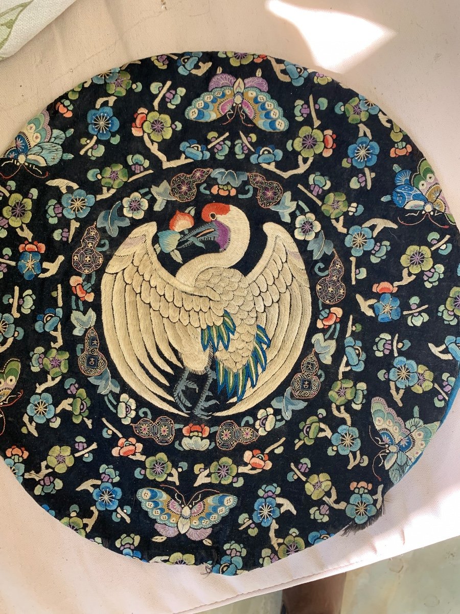 Chinese Embroidery Of A Bird With Spread Wings, Mandarin -photo-1