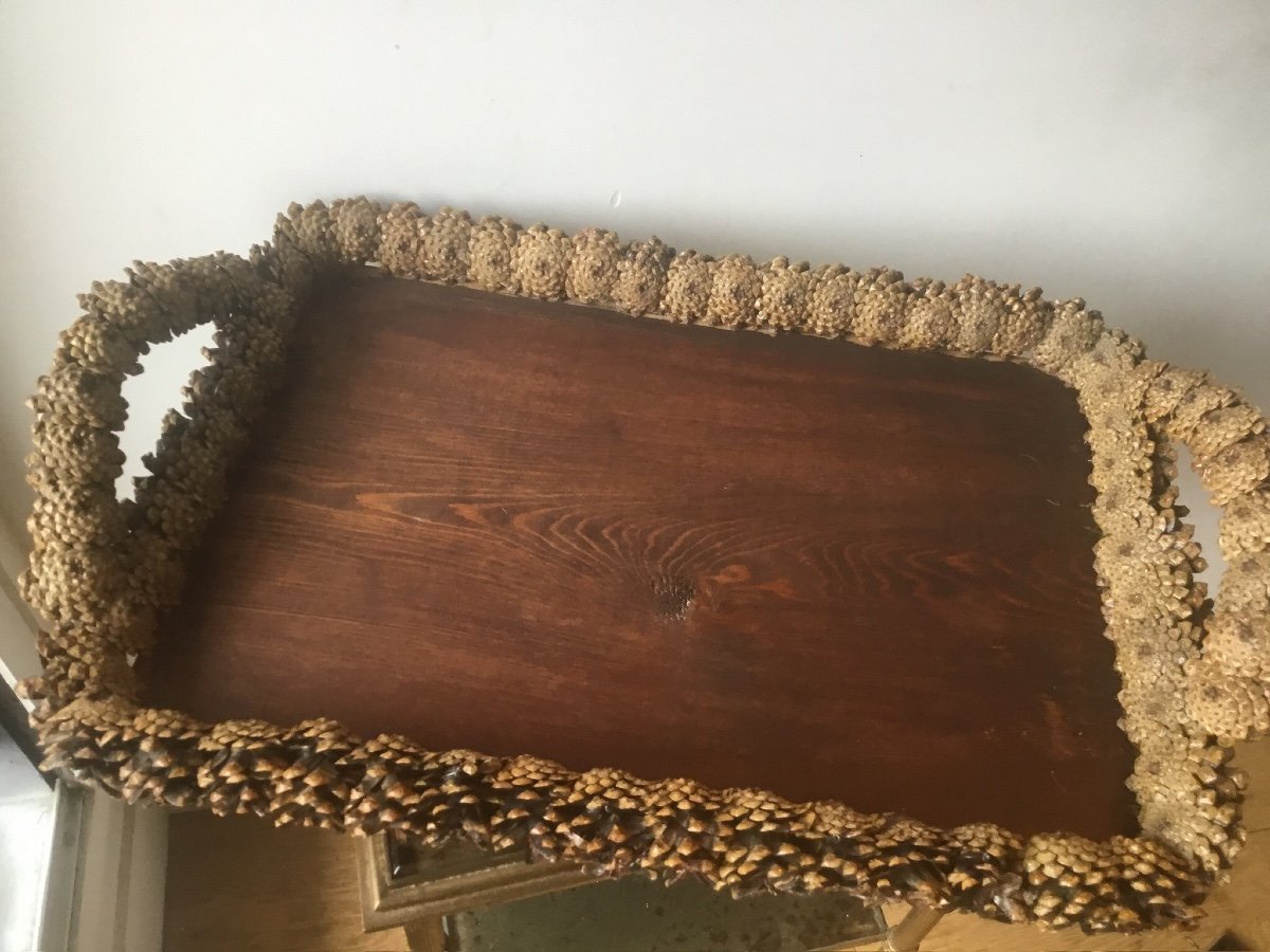 Folk Art Pine Cone Tray -photo-1