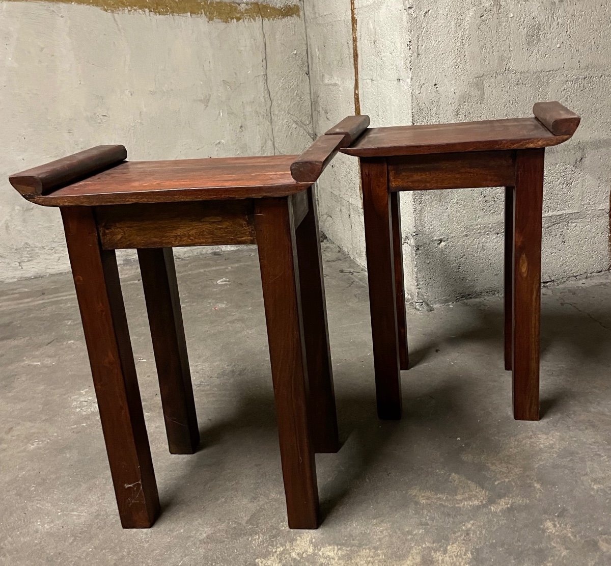 The Pair Of Chinese Side Tables -photo-2